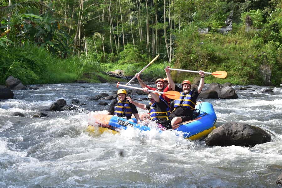 Telaga Waja: White Water Rafting with Lunch - Showers, changing facilities, and the cold-water catch