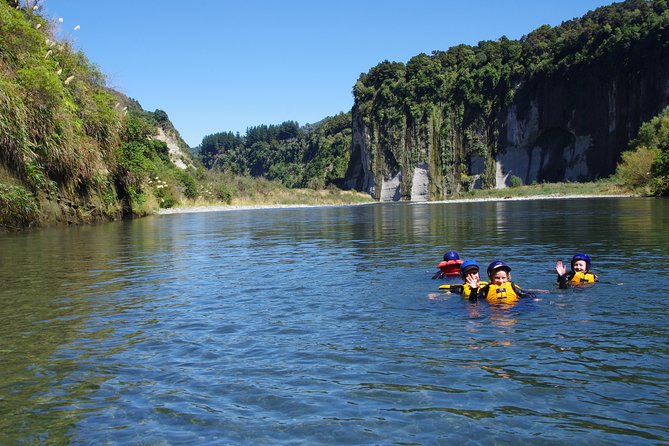 The Awesome Scenic Rafting Adventure - Full Day Rafting on the Rangitikei River - The final float and return by about 3pm