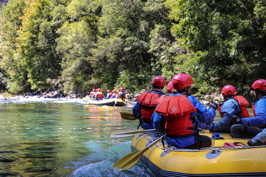 Tongariro River: Grade 3 Whitewater Rafting - Getting ready for more than 60 rapids