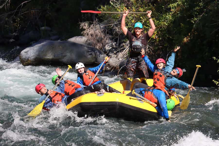 Tongariro River: Grade 3 Whitewater Rafting - The upper river and its wildlife chance