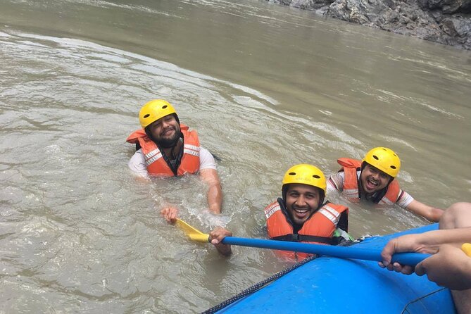 Trishuli River Rafting Day Trip From Kathmandu by Private Car - Safety, equipment, and beginner suitability