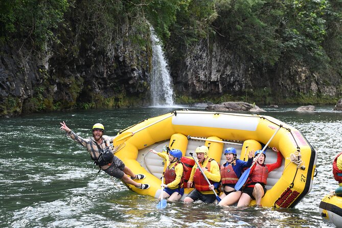 Tully River Full-Day White Water Rafting - The practical problem at the river exit