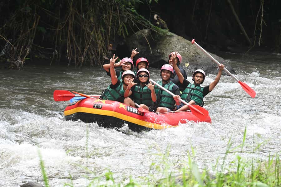 Ubud: Ayung River Guided Rafting Adventure with Lunch - What the Rapids Feel Like for Beginners