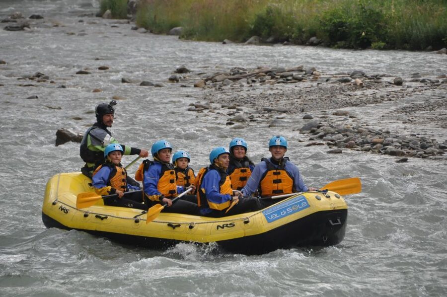 Val di Sole: Rafting for families on First River in Europe - Photos, videos, and the return to the center