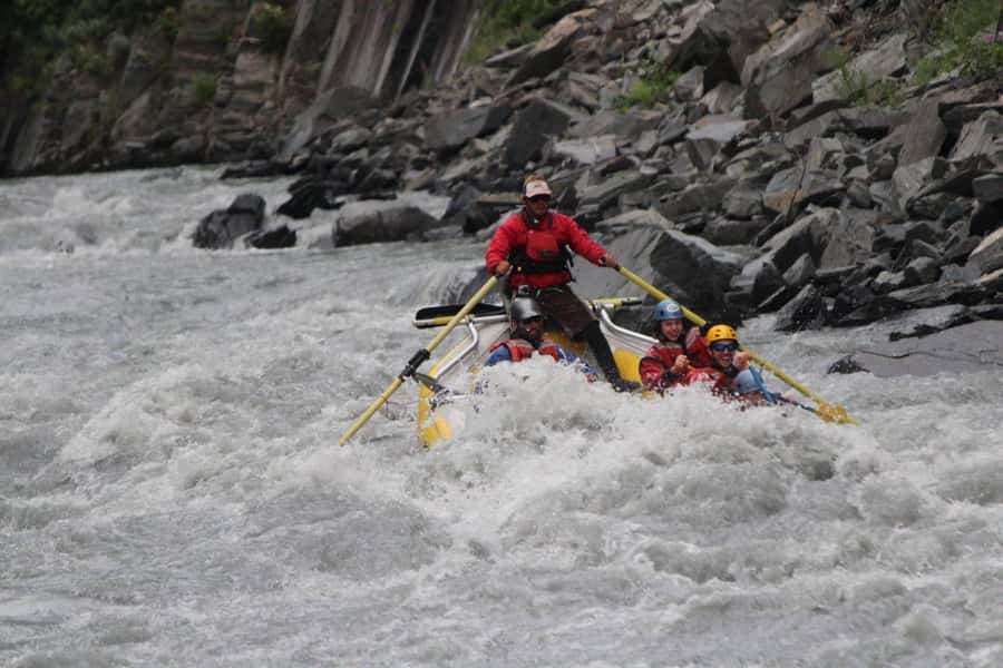 Valdez: Keystone Canyon Whitewater Rafting Trip - From 107 North Harbor Drive to the river