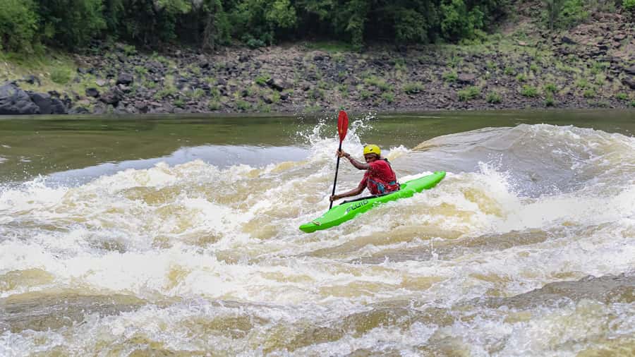 Victoria Falls: Whitewater Rafting Experience - Lunch, Beer, and the Value of the $161 Price