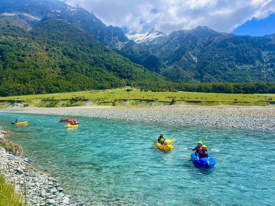 Wanaka: Full-Day Guided Packrafting Tour with Lunch - A riverside lunch, not a rushed snack
