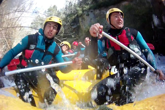 White Water Rafting - What a III+ Descent Feels Like