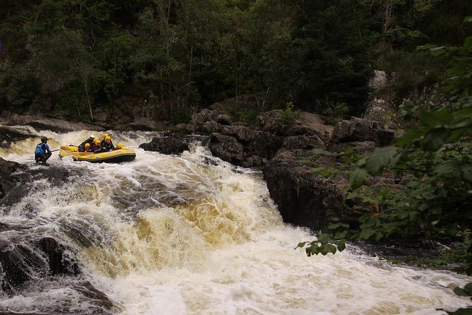 White Water Rafting and River Bugs on the River Tummel - Why the River Tummel makes a strong rafting day