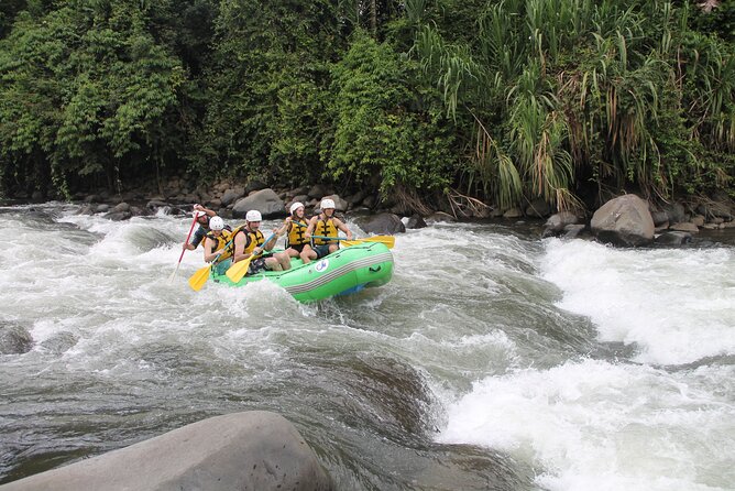White Water Rafting class V - Orlando, Jean Carlos, and the safety team