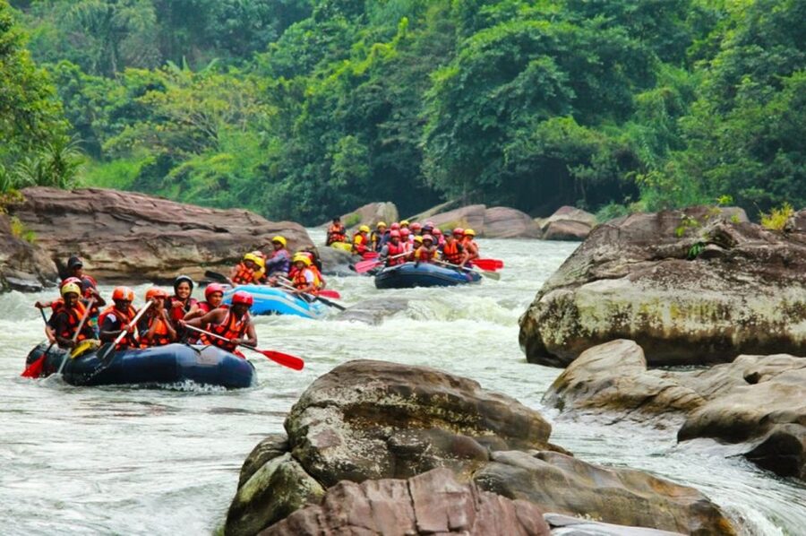 White Water Rafting in Kitulgala - Safety, instructors, and who should go