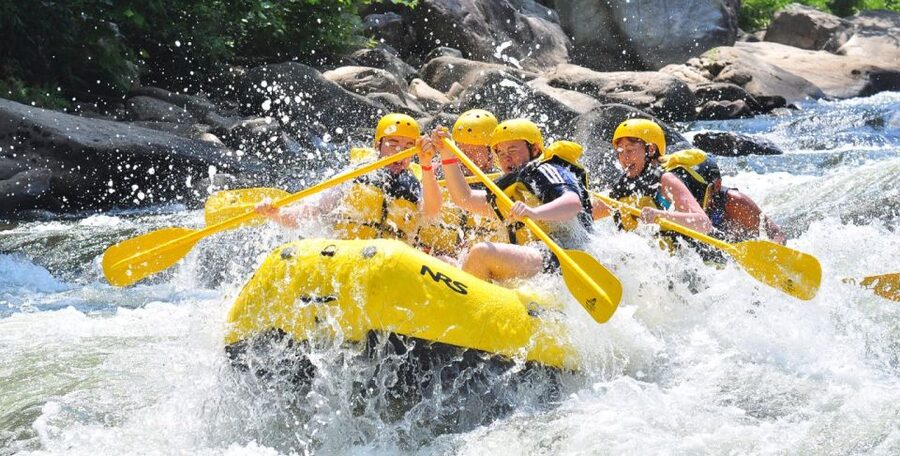 White Water River Rafting - 1 Day - Meeting the crew and learning the safety routine