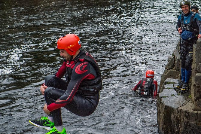 White Water Tubing - Meeting the guides and finding your pace