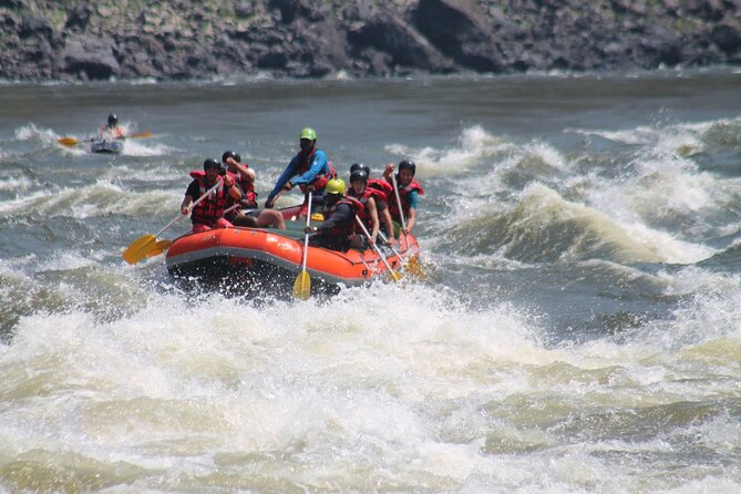 Whitewater Rafting Adventure on the Zambezi River, Victoria Falls Zimbabwe - What the rapids feel like on the water