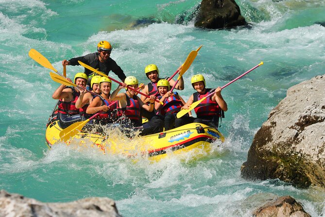 Whitewater Rafting on Soča River – Local Experts Since 1989 - The safety briefing and paddle commands