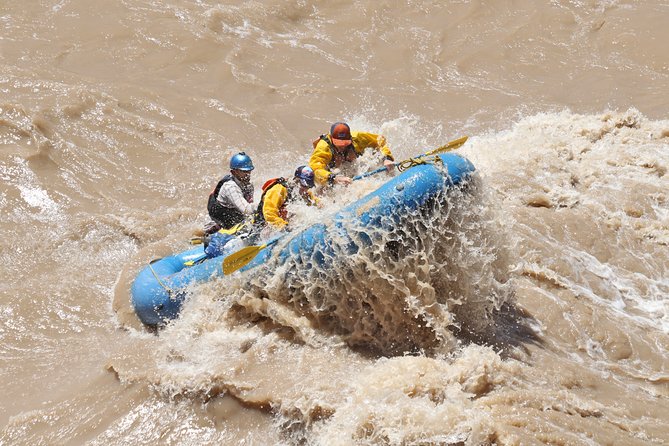 Whitewater Rafting on the Colorado River - Why the guides shape the experience