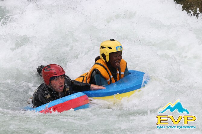 Whitewater swimming (Hydrospeed) on the Durance - The safety briefing before the current takes over
