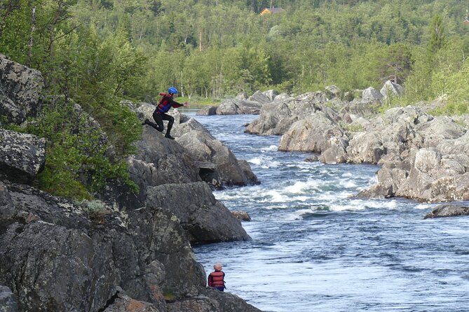 Wild Viking Rafting on Numedalslågen River - level 3 - What level 3 means for your day