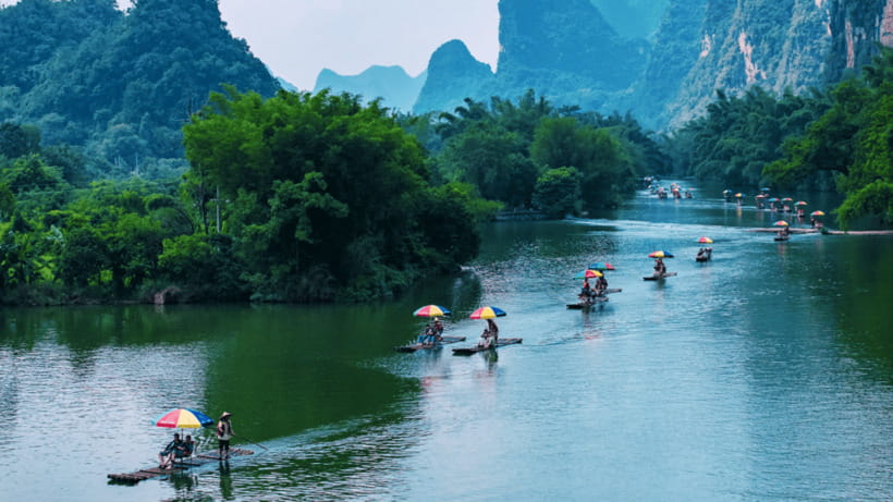Yangshuo: Yulong River Bamboo Rafting Experience - A quiet route through Yangshuo’s karst country