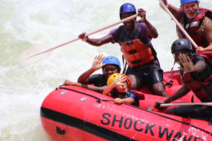 Zambezi River: Kid-Friendly Whitewater Rafting - Lunch above the gorge
